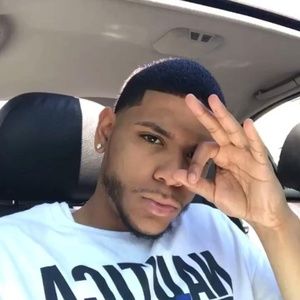 Meet your Posher, Gregory